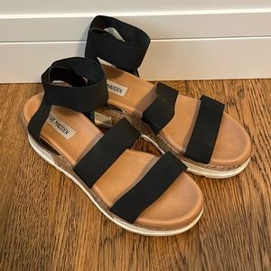 Platform sandals